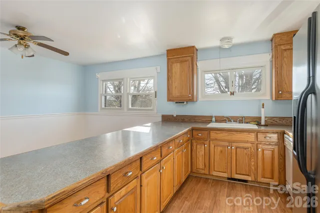 $499,900 | 22 Madrid Lane, Hendersonville, NC 28792