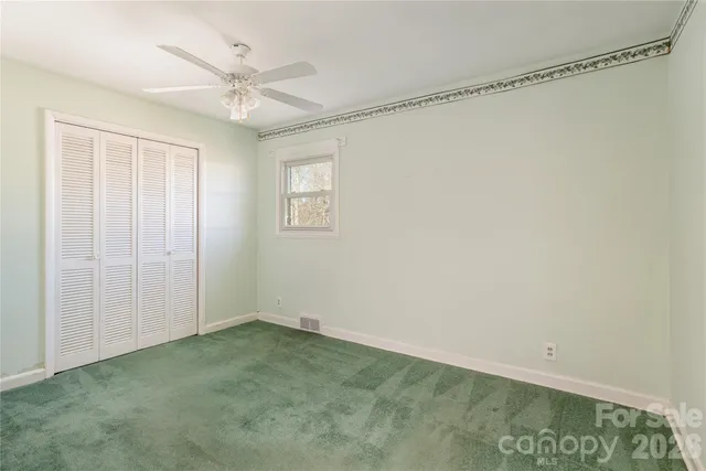 $499,900 | 22 Madrid Lane, Hendersonville, NC 28792