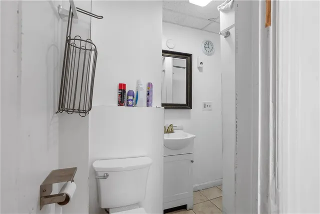 $499,900 | 63 Lincoln Avenue, Cranston, RI 02920