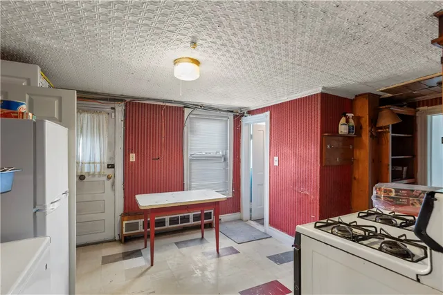 $499,900 | 63 Lincoln Avenue, Cranston, RI 02920