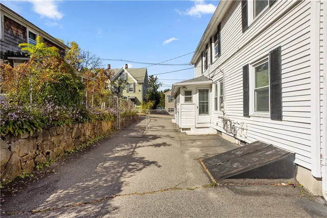 $499,900 | 63 Lincoln Avenue, Cranston, RI 02920