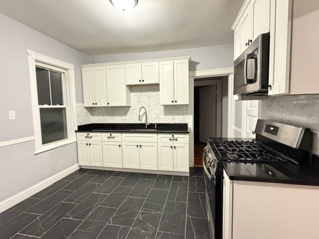 36 Mt Ida Road, Unit 3 Boston, MA 02122 - Photo 1 of 4