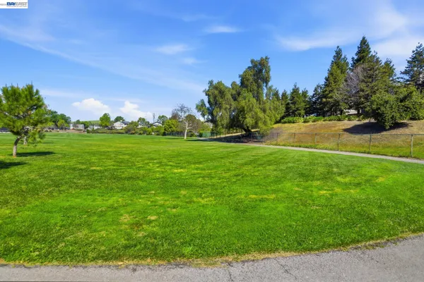 $569,888 | 1498 Portola Avenue, Livermore, CA 94551