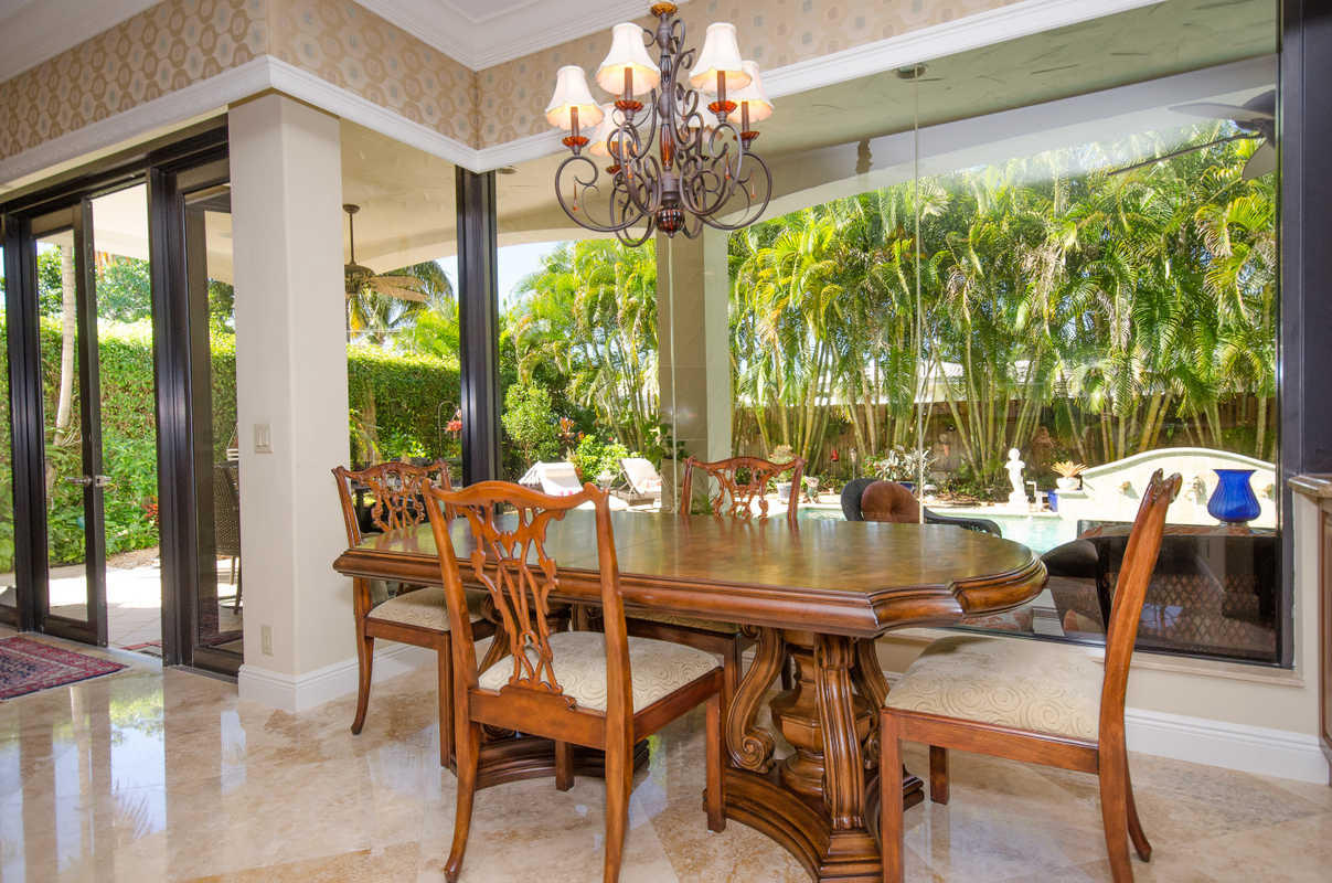 455 Northeast Olive Way Boca Raton, FL 33432 - Photo 12 of 35 Breakfast area