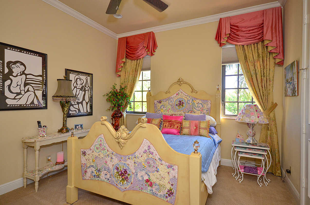 455 Northeast Olive Way Boca Raton, FL 33432 - Photo 21 of 35 Bedroom # 2