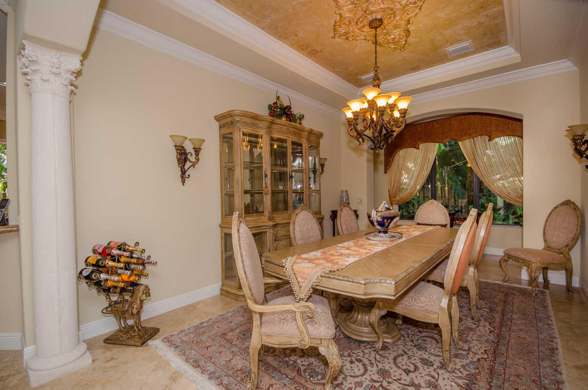 455 Northeast Olive Way Boca Raton, FL 33432 - Photo 5 of 35 Dining Room