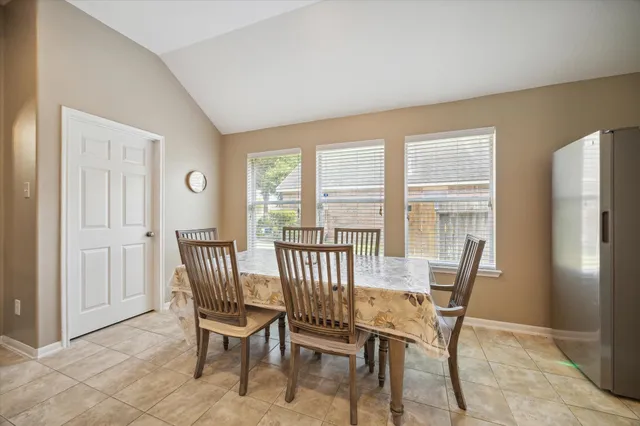 $2,700 | 18703 Summercliff Lane, Tomball, TX 77377