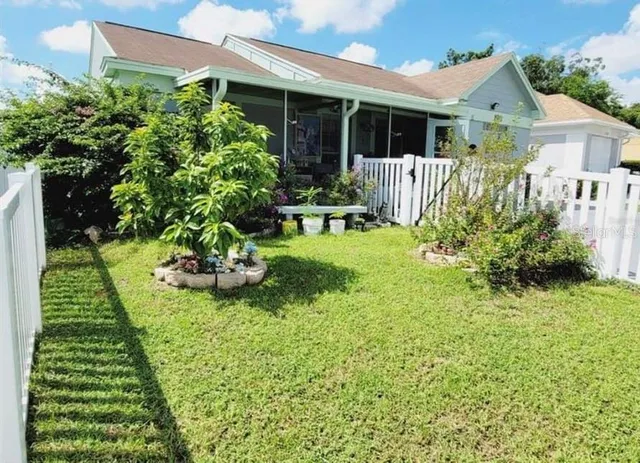 $315,000 | 1918 Crown Park Drive, Valrico, FL 33594