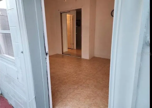 $315,000 | 1918 Crown Park Drive, Valrico, FL 33594