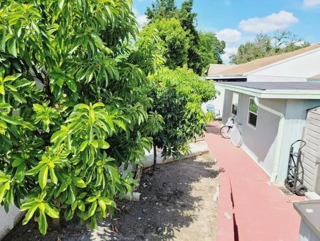 $315,000 | 1918 Crown Park Drive, Valrico, FL 33594