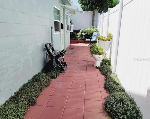 $315,000 | 1918 Crown Park Drive, Valrico, FL 33594