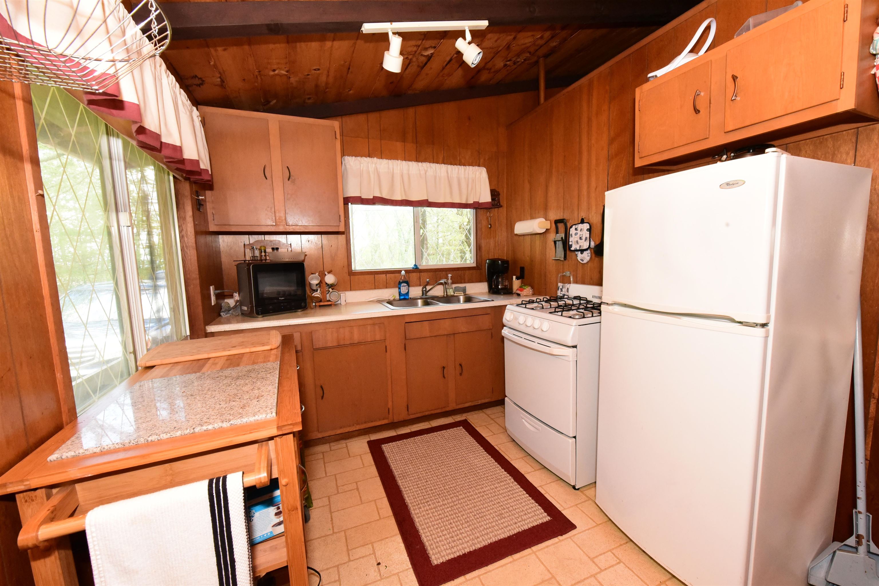 46 Oak Ridge Road Madison, NH 03849 - Photo 10 of 25
