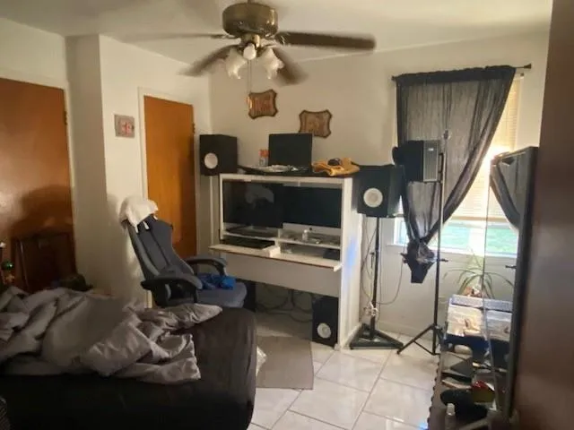 $220,000 | 708 Fairlawn Drive, Gretna, LA 70056