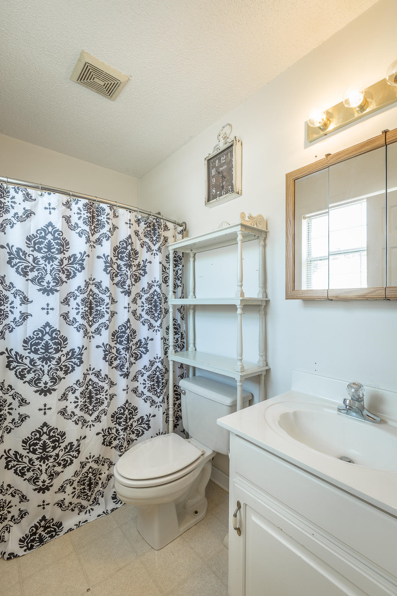 453 Patty Road Ringgold, GA 30736 - Photo 17 of 29 Bath