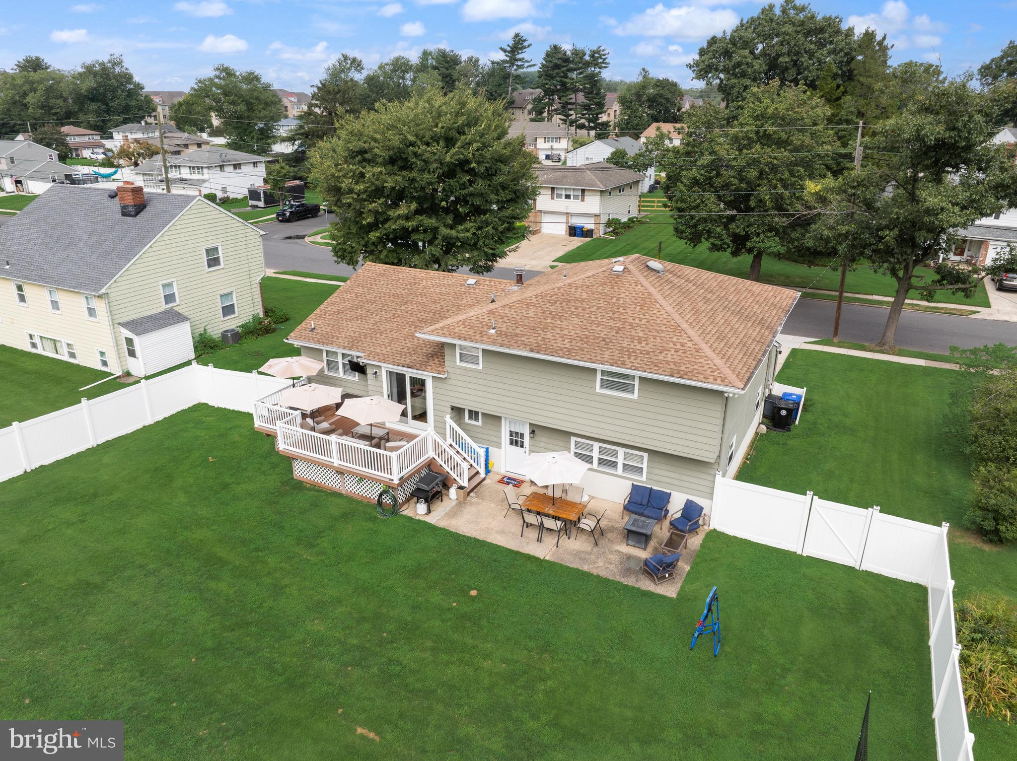 712 Hilltop Road Cinnaminson, NJ 08077 - Photo 34 of 40 Back Ariel