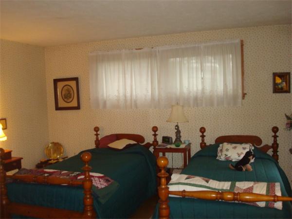 68 Windsor Road Weymouth, MA 02190 - Photo 11 of 26 Gallery Image 11