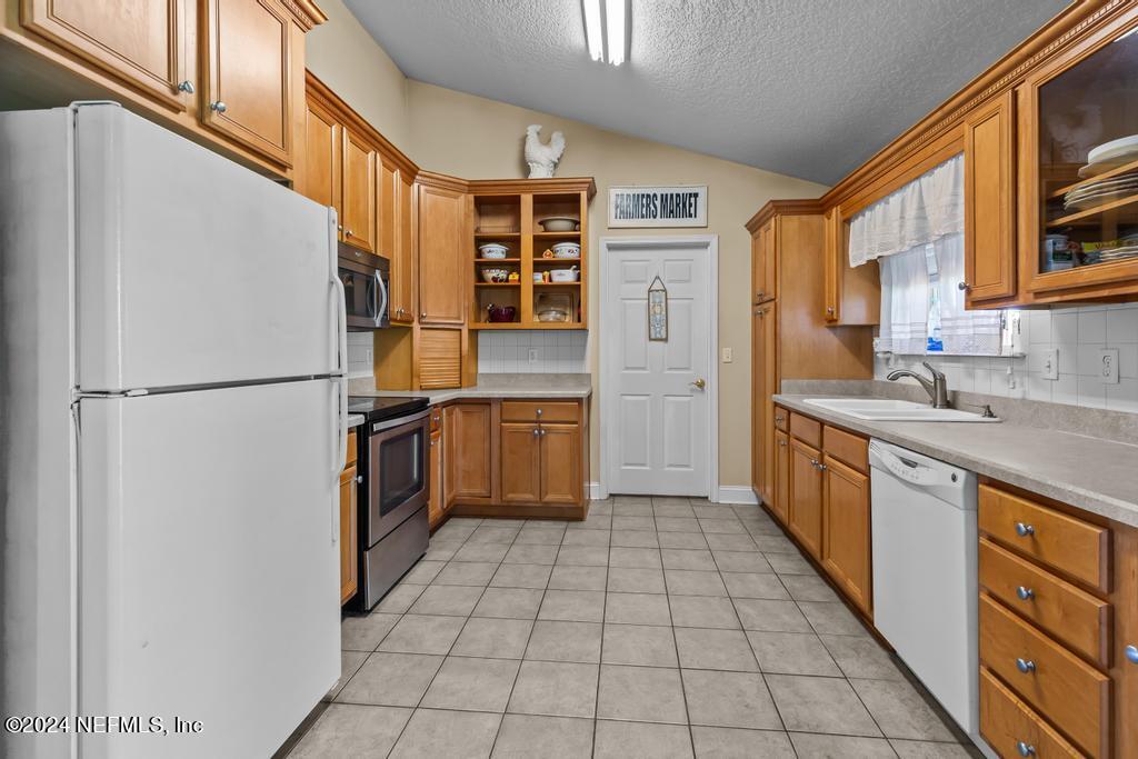 4457 River Road Hilliard, FL 32046 - Photo 22 of 42 4457 River Run-29