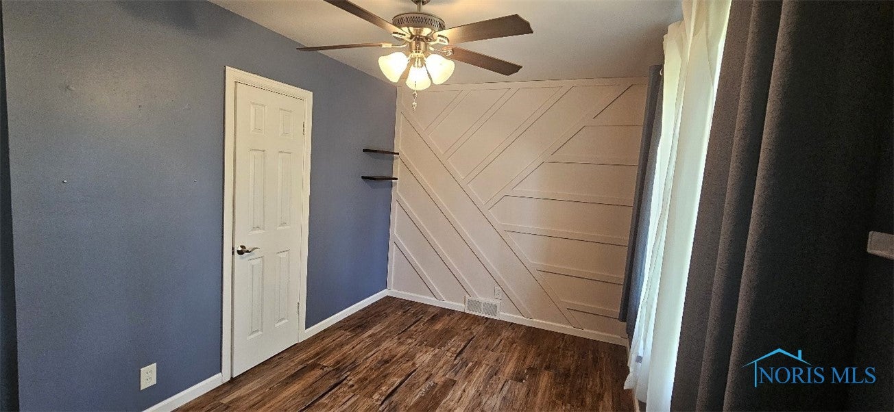 7710 Noward Road Waterville, OH 43566 - Photo 27 of 42 bedroom w/beautiful accent wall