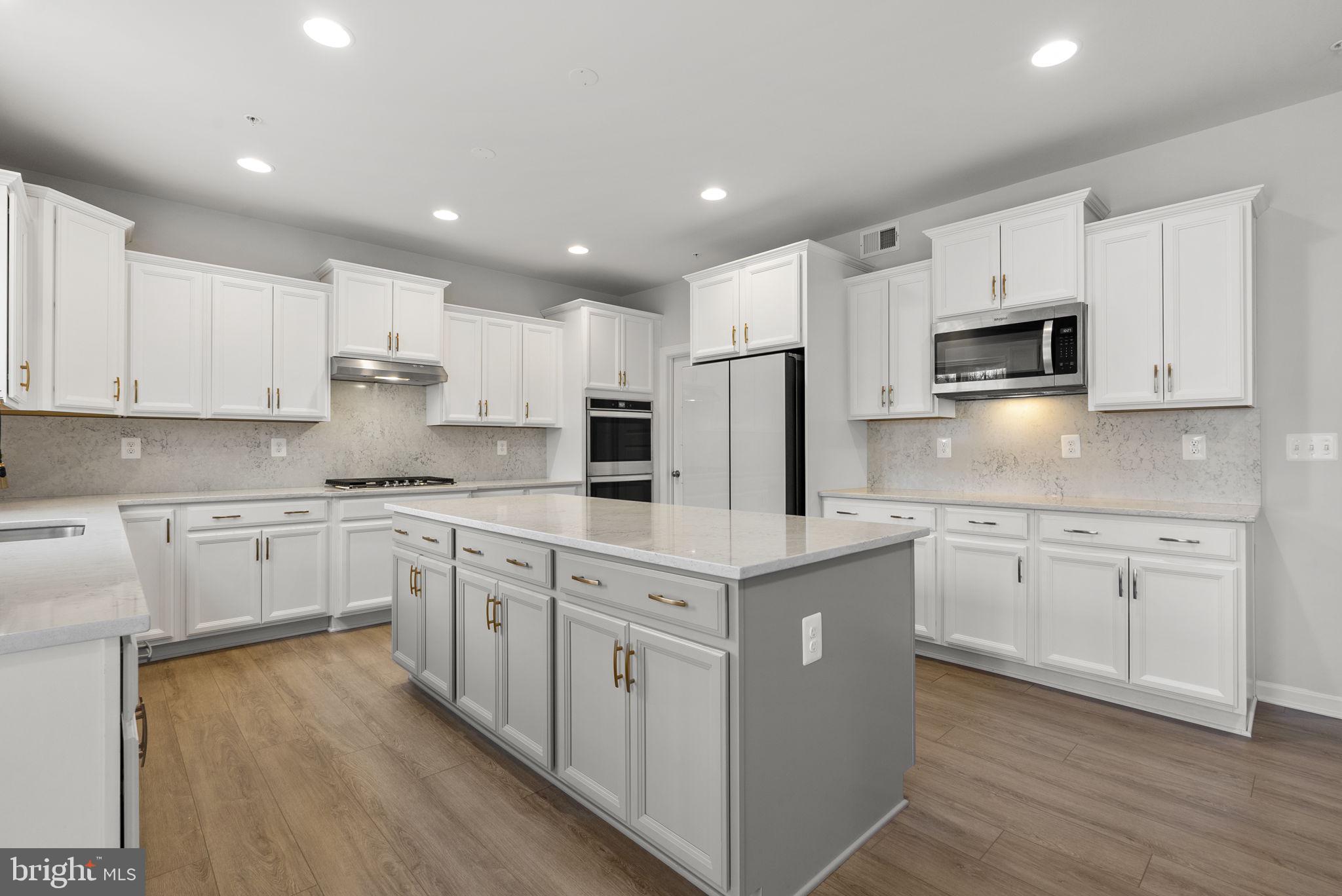 5604 Big Huntingdon Lane Brandywine, MD 20613 - Photo 15 of 59 Kitchen