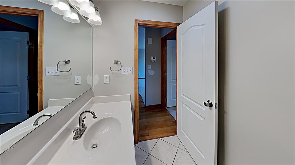 149 Bay Ridge Drive Pendleton, IN 46064 - Photo 11 of 16