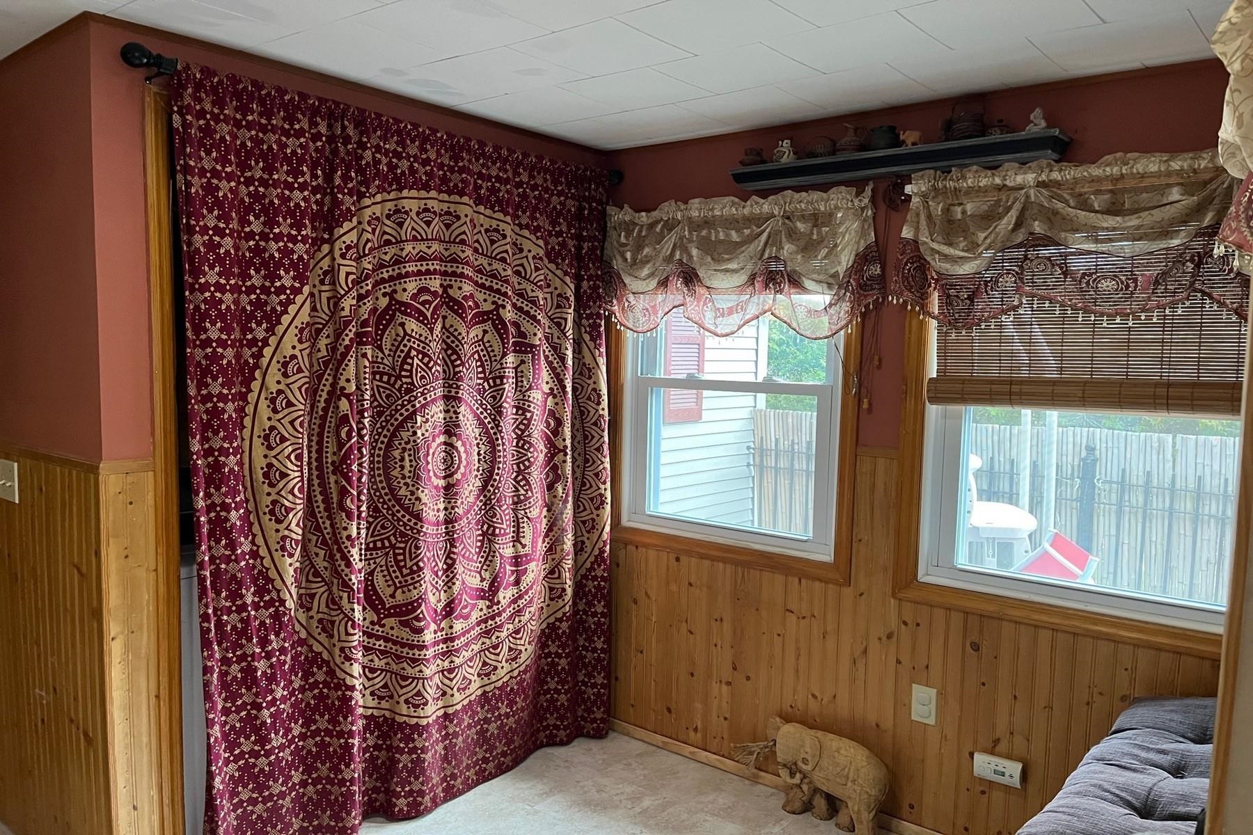 37 Taylor Hill Road Proctor, VT 05765 - Photo 15 of 42