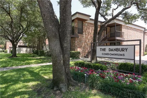 $299,000 | 6020 Birchbrook Drive, Unit 109, Dallas, TX 75206