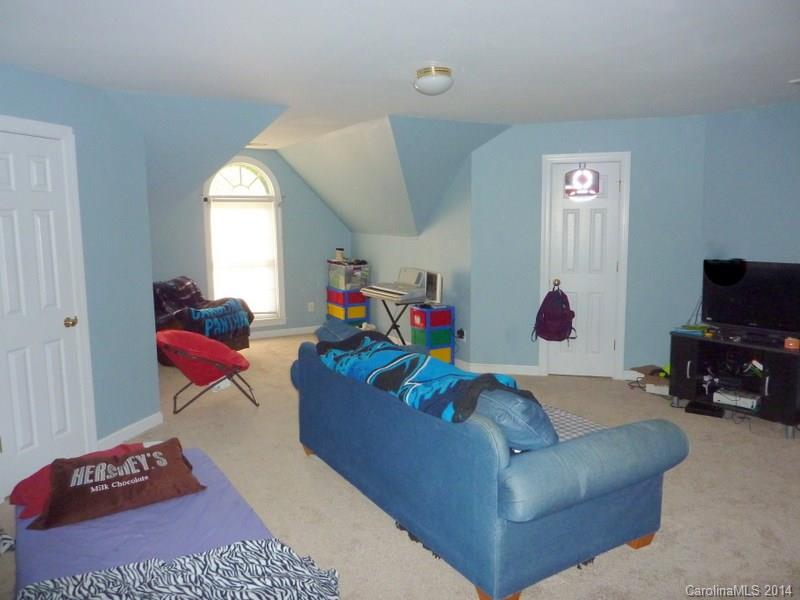 8701 Houston Ridge Road Charlotte, NC 28277 - Photo 13 of 17