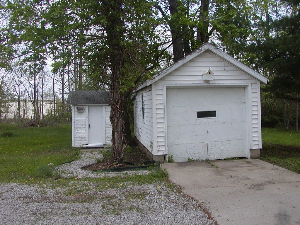 4052 George Hawk Road Shelby, OH 44875 - Photo 2 of 30 Gallery Image 2