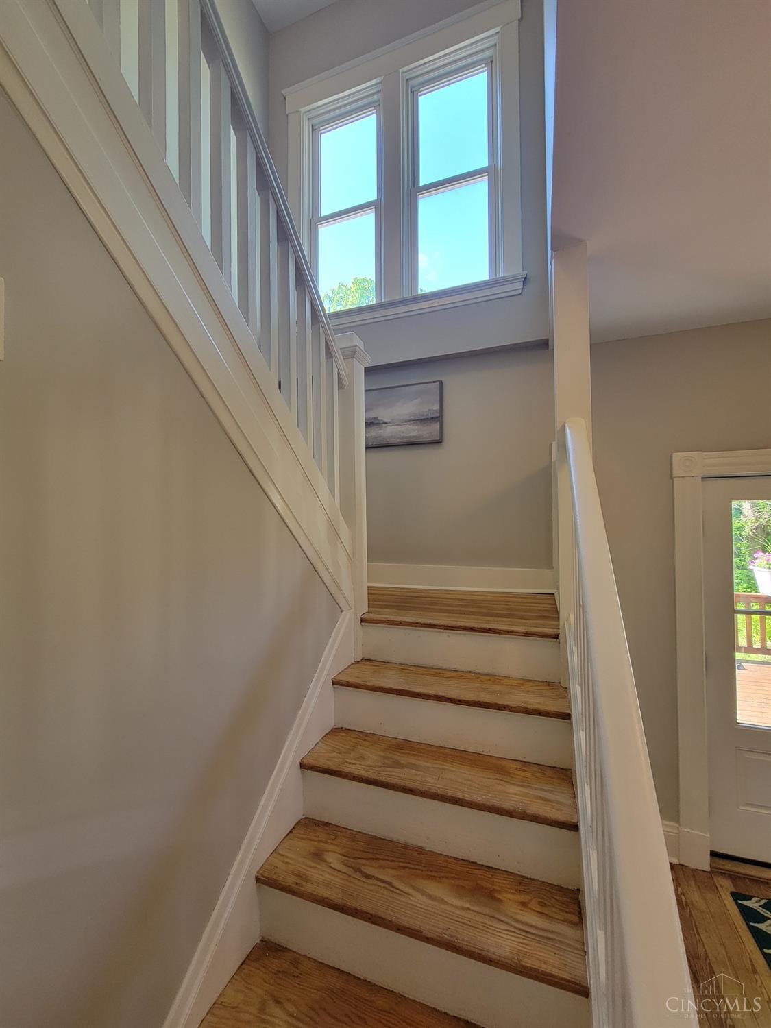 103 West Sharon Road Glendale, OH 45246 - Photo 16 of 25