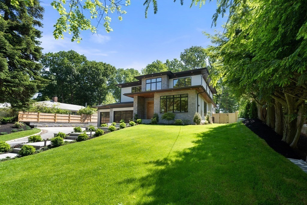 166 Paulson Road Newton, MA 02468 - Photo 34 of 38 Gallery Image 34