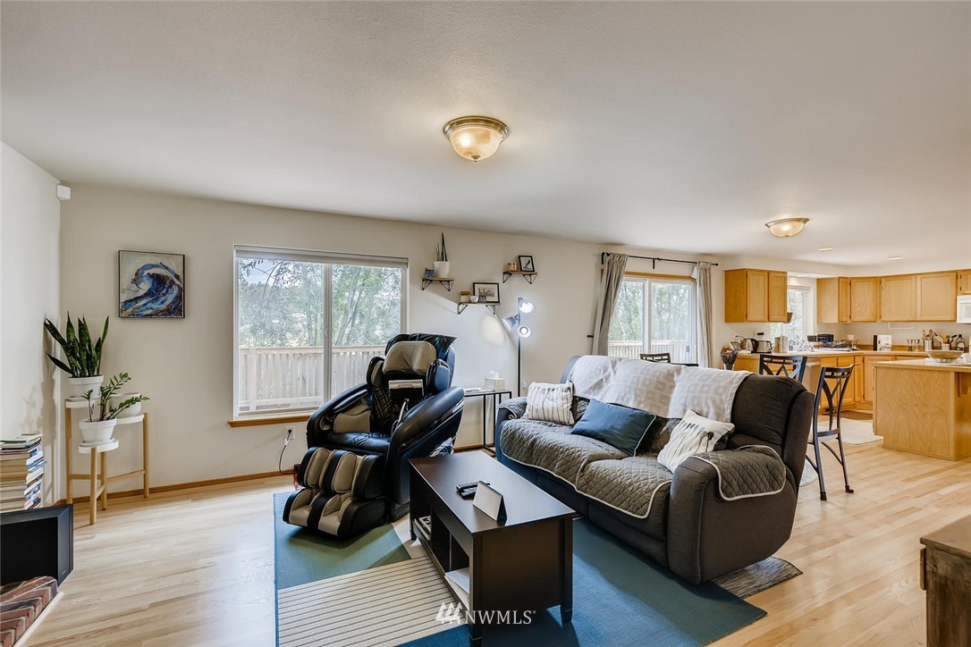 425 South 53rd Place Renton, WA 98055 - Photo 14 of 28 Gallery Image 14