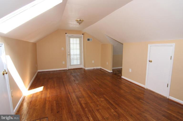 1542 Chain Bridge Road McLean, VA 22101 - Photo 10 of 22 Master bedroom
