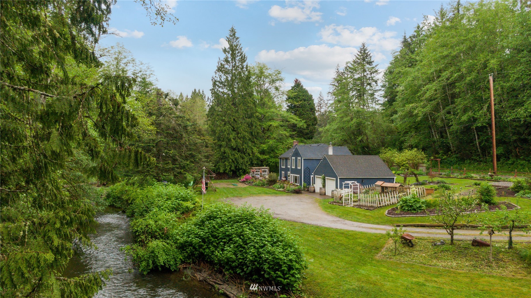 4030 Friday Creek Road Burlington, WA 98233 - Photo 2 of 40 Gallery Image 2