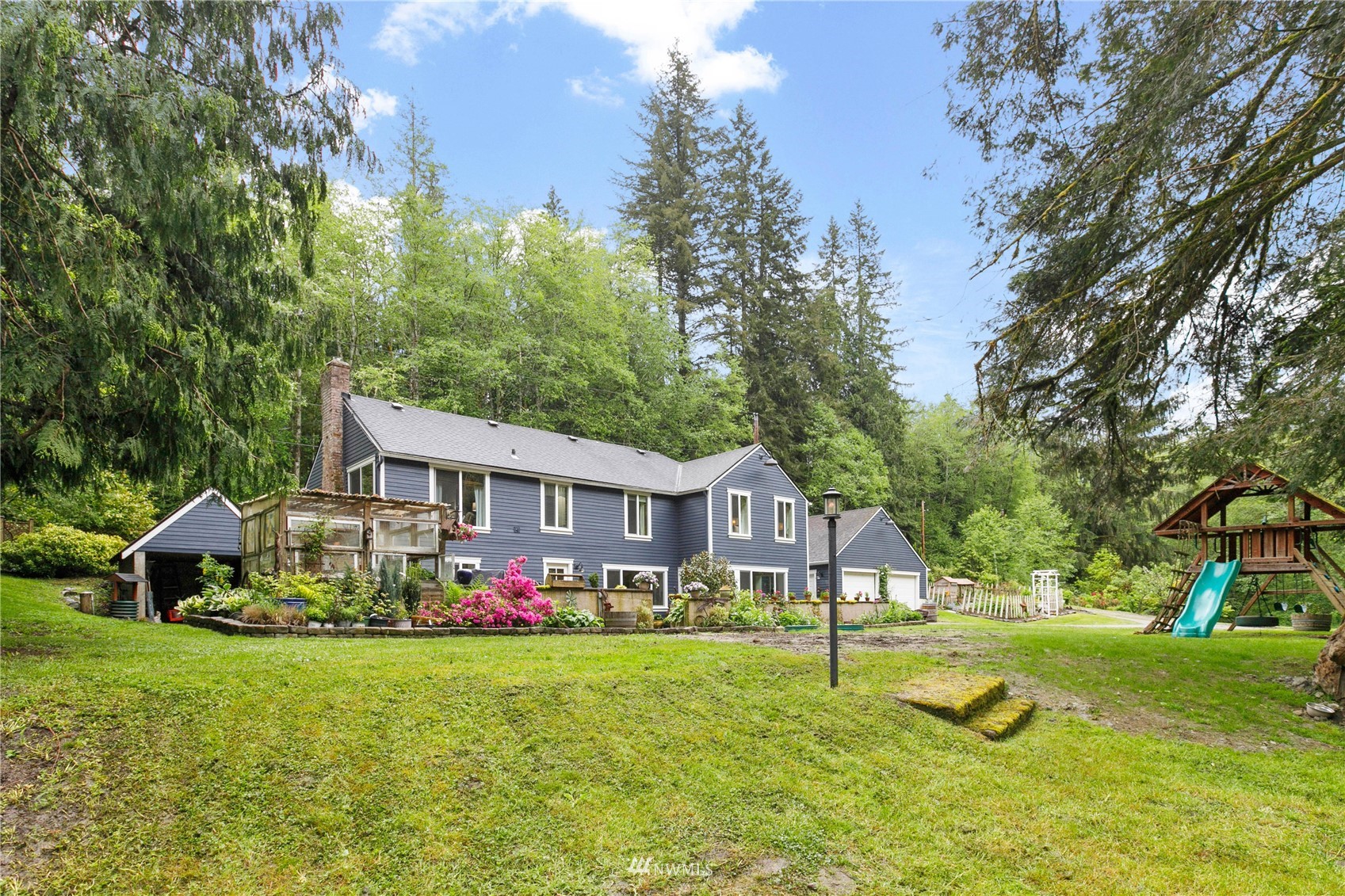 4030 Friday Creek Road Burlington, WA 98233 - Photo 4 of 40 Gallery Image 4