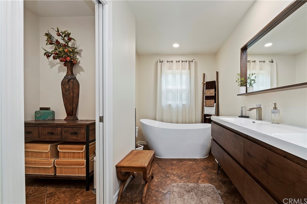 2100 Old Quarry Road Riverside, CA 92506 - Photo 9 of 20