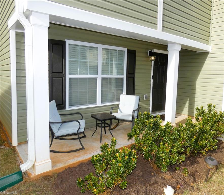 6801 Capstone Court Rural Hall, NC 27045 - Photo 3 of 38