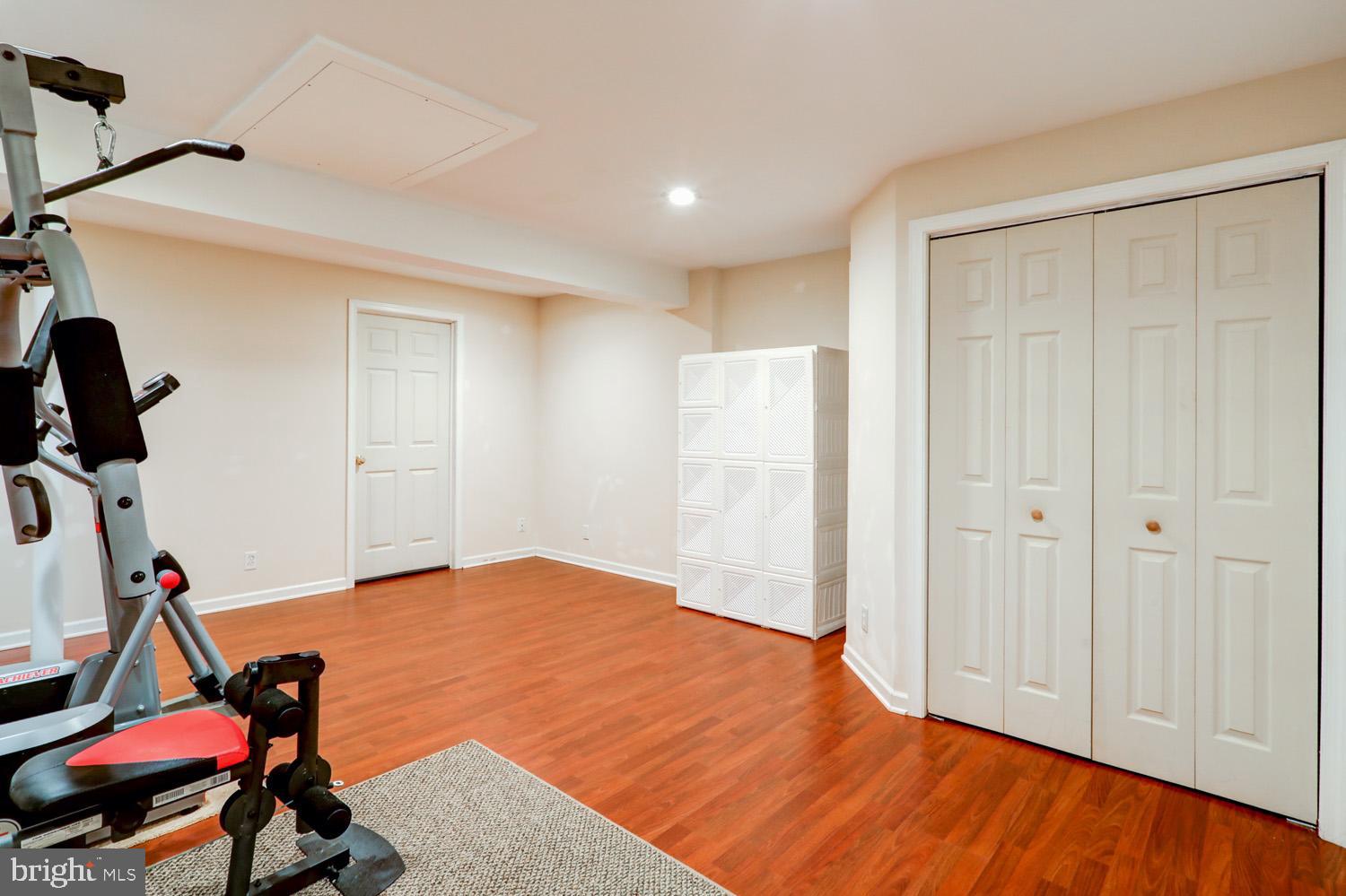 1006 Cobblestone Lane Lancaster, PA 17601 - Photo 31 of 38 a view of an empty room