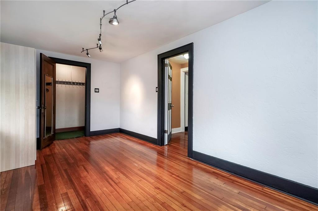 1800 Devonshire Road Coraopolis, PA 15108 - Photo 15 of 24 Gallery Image 15