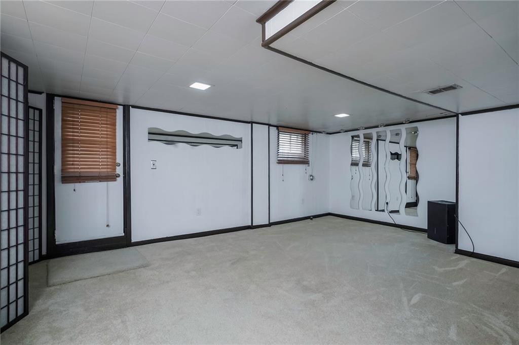 1800 Devonshire Road Coraopolis, PA 15108 - Photo 17 of 24 Gallery Image 17