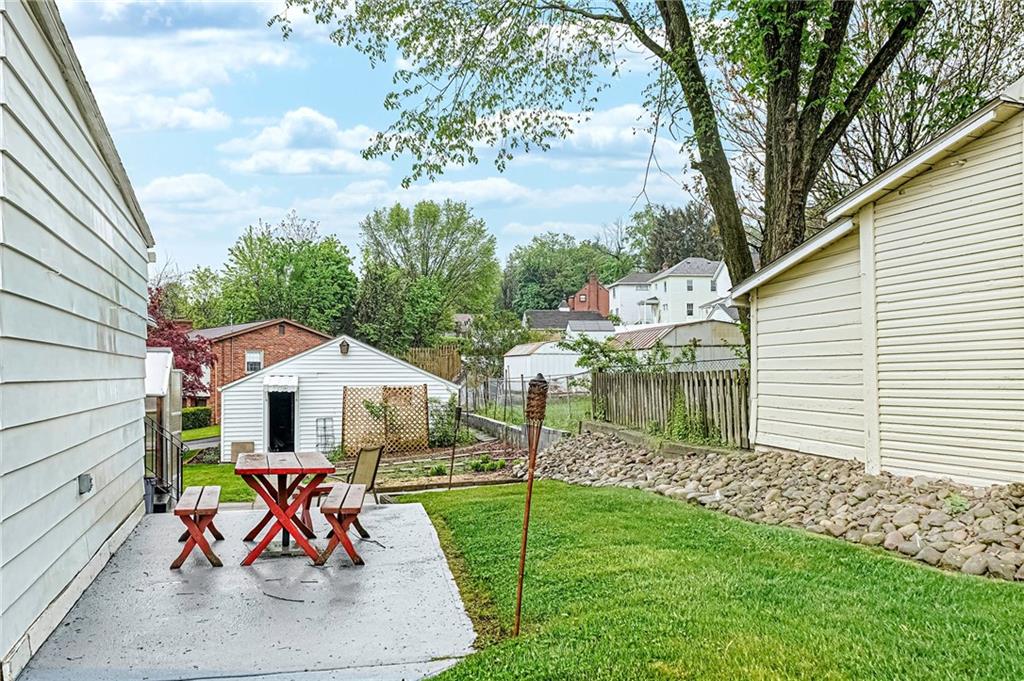 1800 Devonshire Road Coraopolis, PA 15108 - Photo 21 of 24 Gallery Image 21