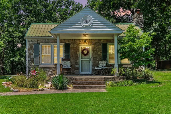 $389,900 | 1018 South Graycroft Avenue, Madison, TN 37115
