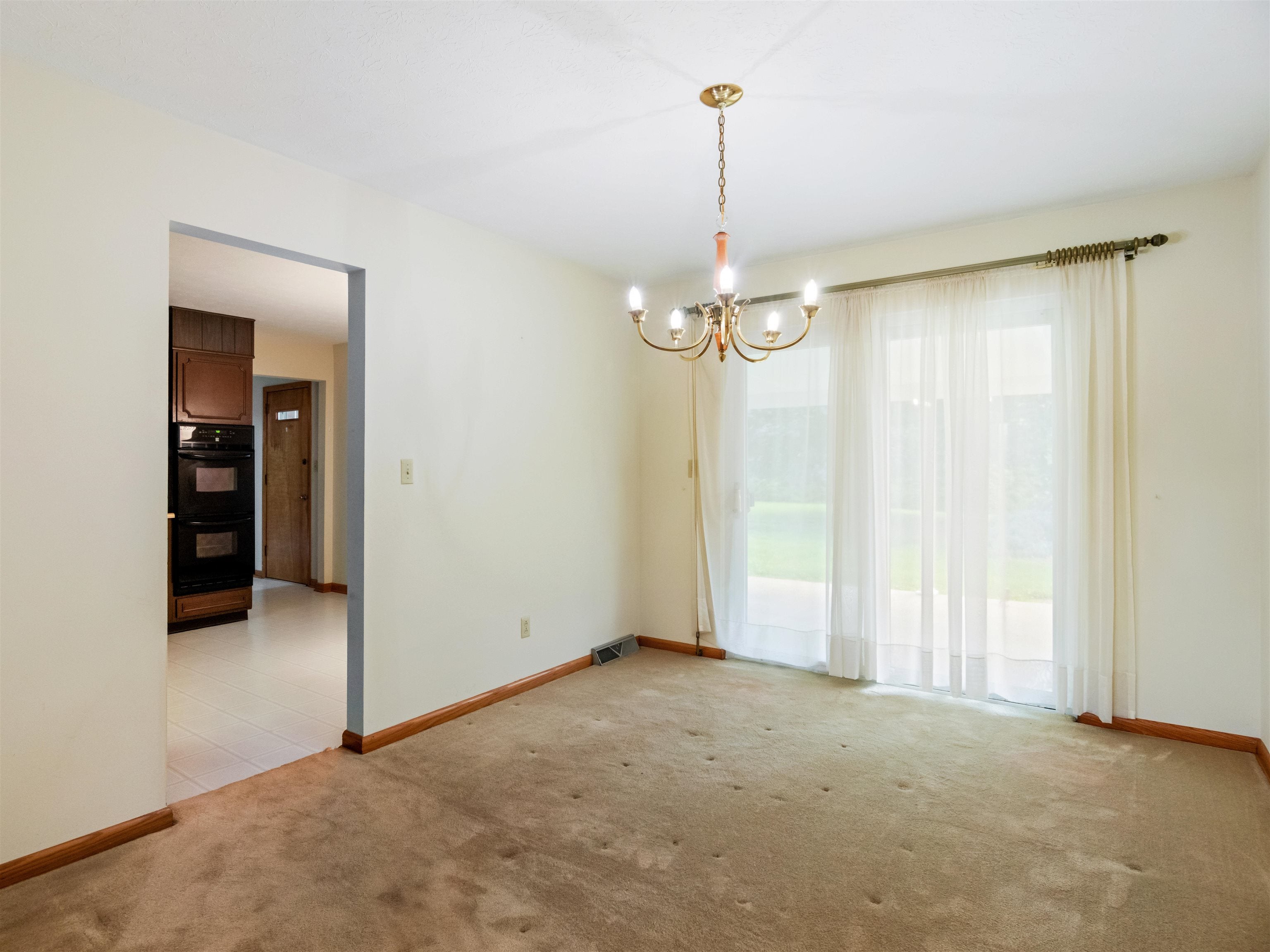 96 Bridge Street Winfield, WV 25213 - Photo 8 of 31 Gallery Image 8