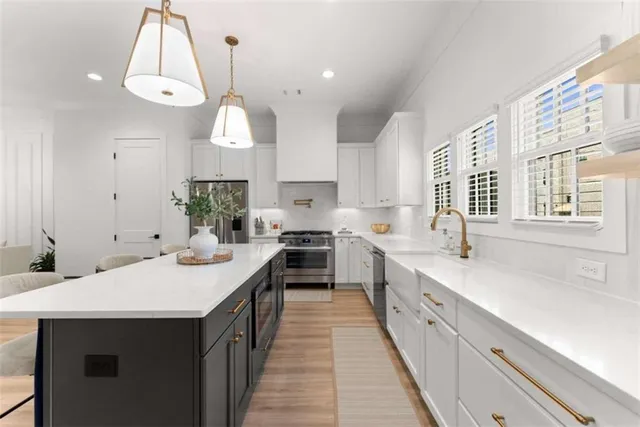 $825,000 | 338 Sugarview Road, Sugar Hill, GA 30518