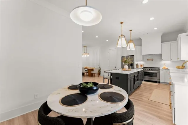 $825,000 | 338 Sugarview Road, Sugar Hill, GA 30518