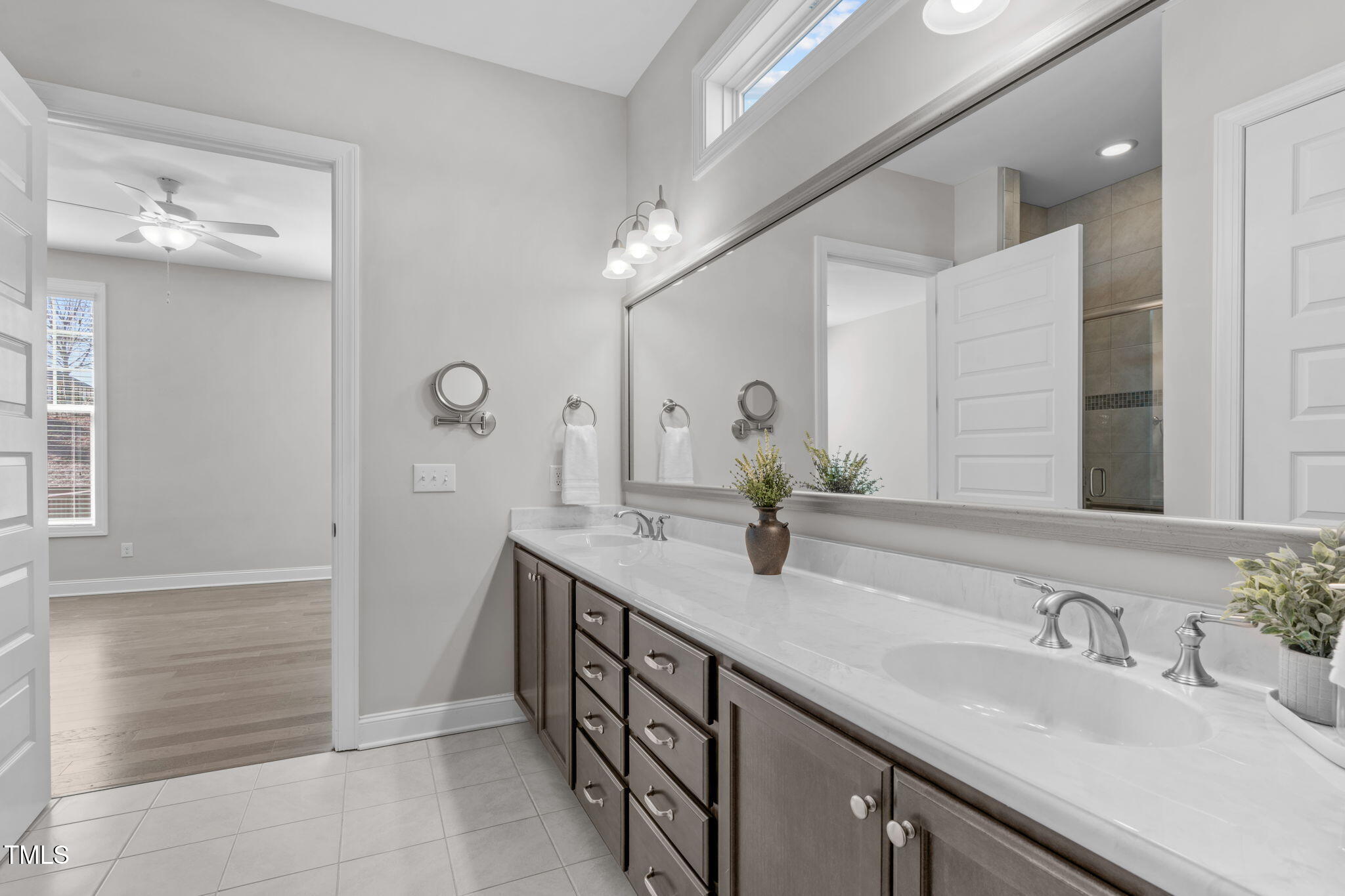 1177 St Cloud Loop Apex, NC 27523 - Photo 20 of 43 Primary Bathroom