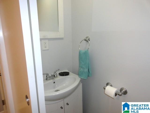 424 Valley Street Adamsville, AL 35005 - Photo 12 of 23