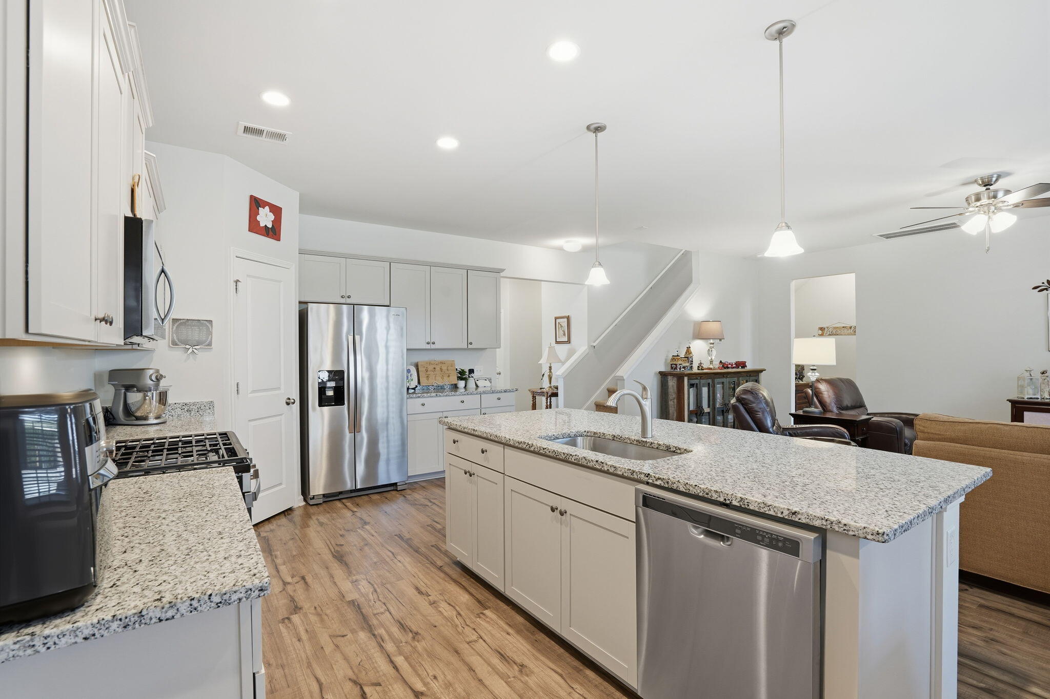 129 Ancestry Lane Moncks Corner, SC 29461 - Photo 14 of 33 11-web-or-mls-010_DSC06340