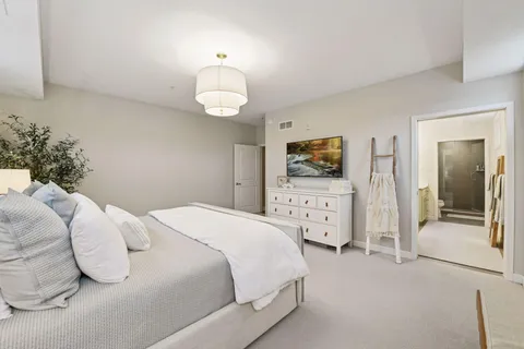 $525,000 | 3970 Wooddale Avenue South, Unit 201D, St. Louis Park, MN 55416