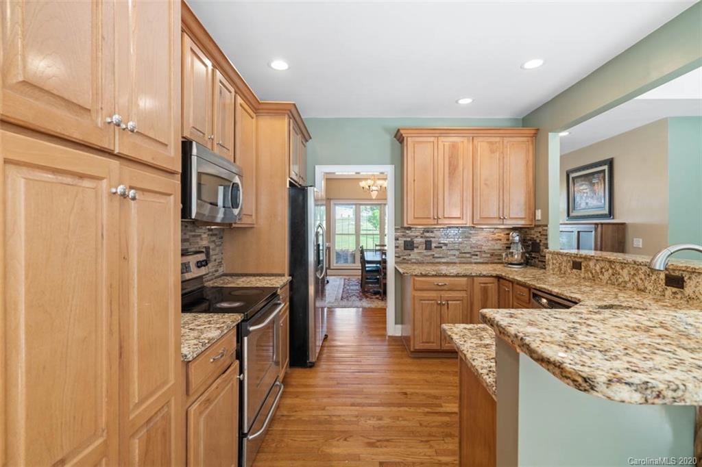 1614 Williams Road Fort Mill, SC 29715 - Photo 24 of 38