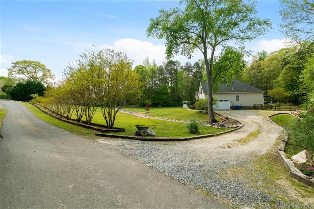 1614 Williams Road Fort Mill, SC 29715 - Photo 10 of 38